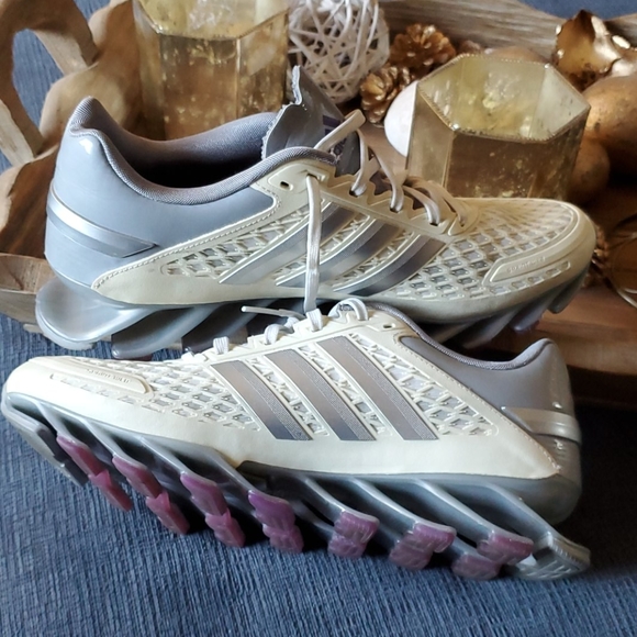 Adidas Springblade  Performance running shoes wome - Picture 3 of 8